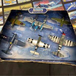 Franklin Mint Armour Collection
WWII Fighter Planes Set of 6